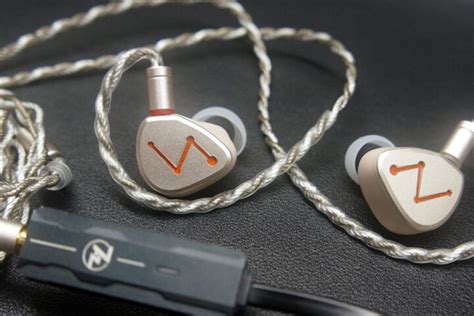 headfonics|IEM & Earphones Reviews — Headfonics.